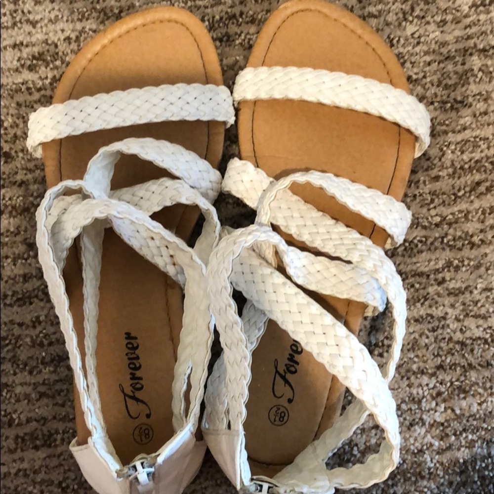White sandals - Picture 3 of 3
